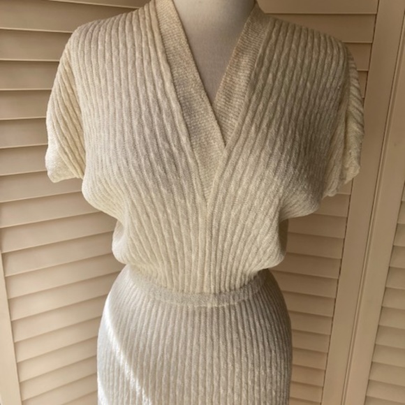 Vintage Sweater Knit Dress - Picture 2 of 10